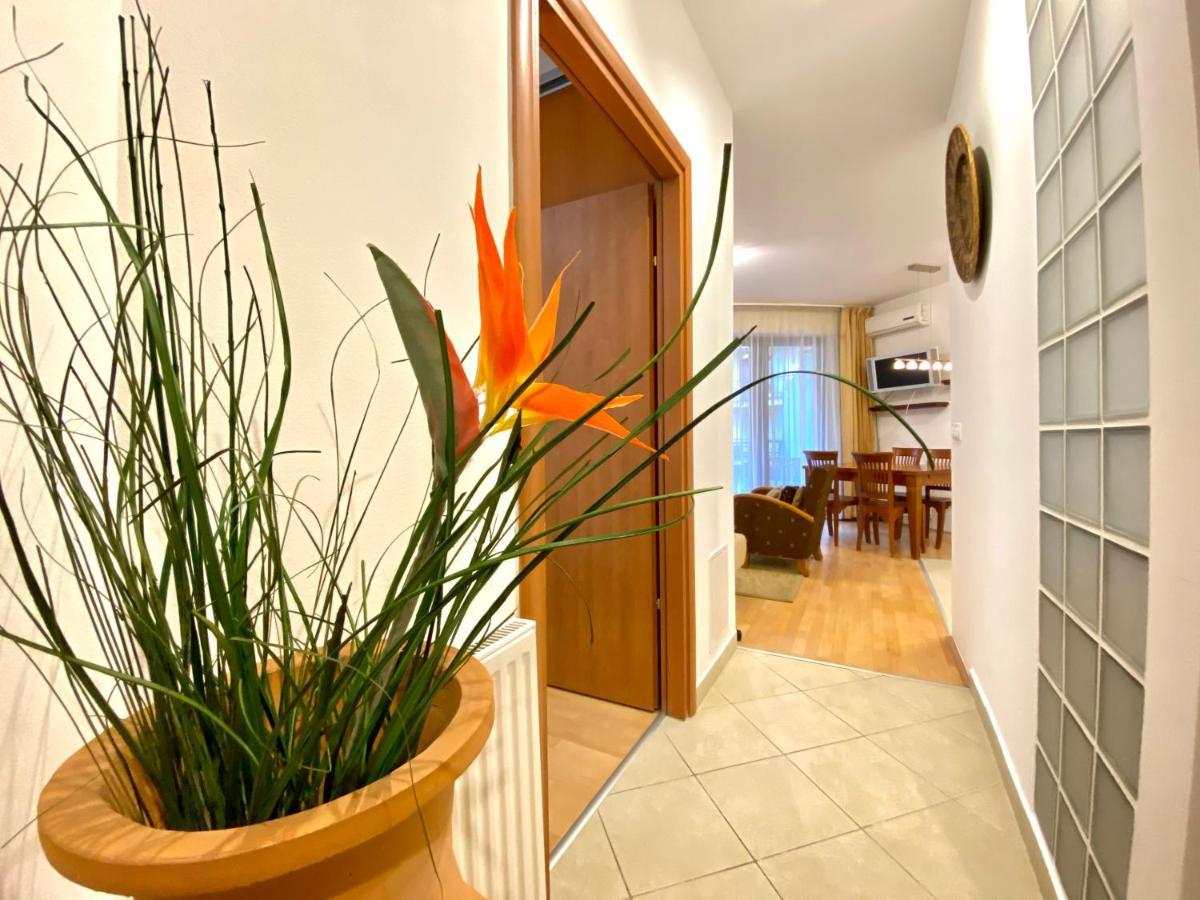 Downtown Vibe-kiraly Ii Apts W Private Balcony * Будапешт